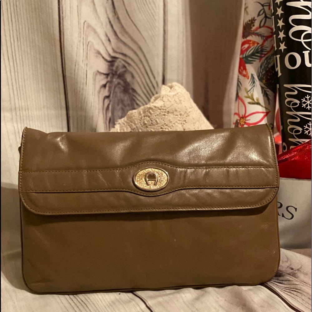 VINTAGE ETIENNE AIGNER EVENING BAG! DECK THE HALLS